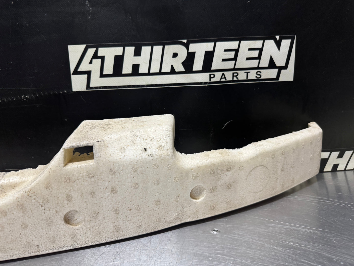 04-06 PONTIAC GTO FRONT BUMPER ENERGY ABSORBER OEM 92119494 #N431