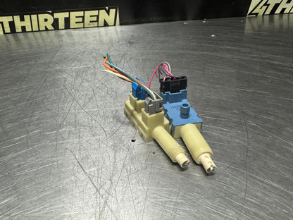 1997 - 2004 CORVETTE C5 OEM BRAKE SWITCH 11516210 #N508