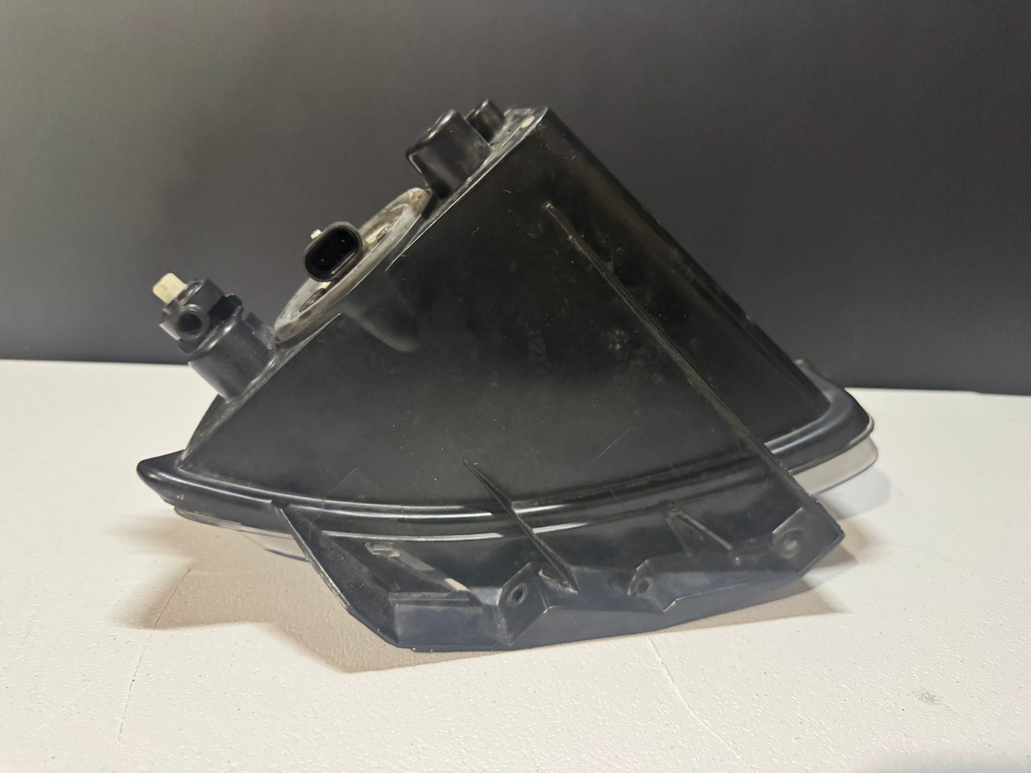 05-14 C6 CORVETTE LH DRIVER SIDE FOG LIGHT 25942593 USED OEM #K2