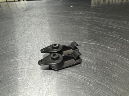 97-04 C5 CORVETTE SUN VISOR CLIPS OEM #N226