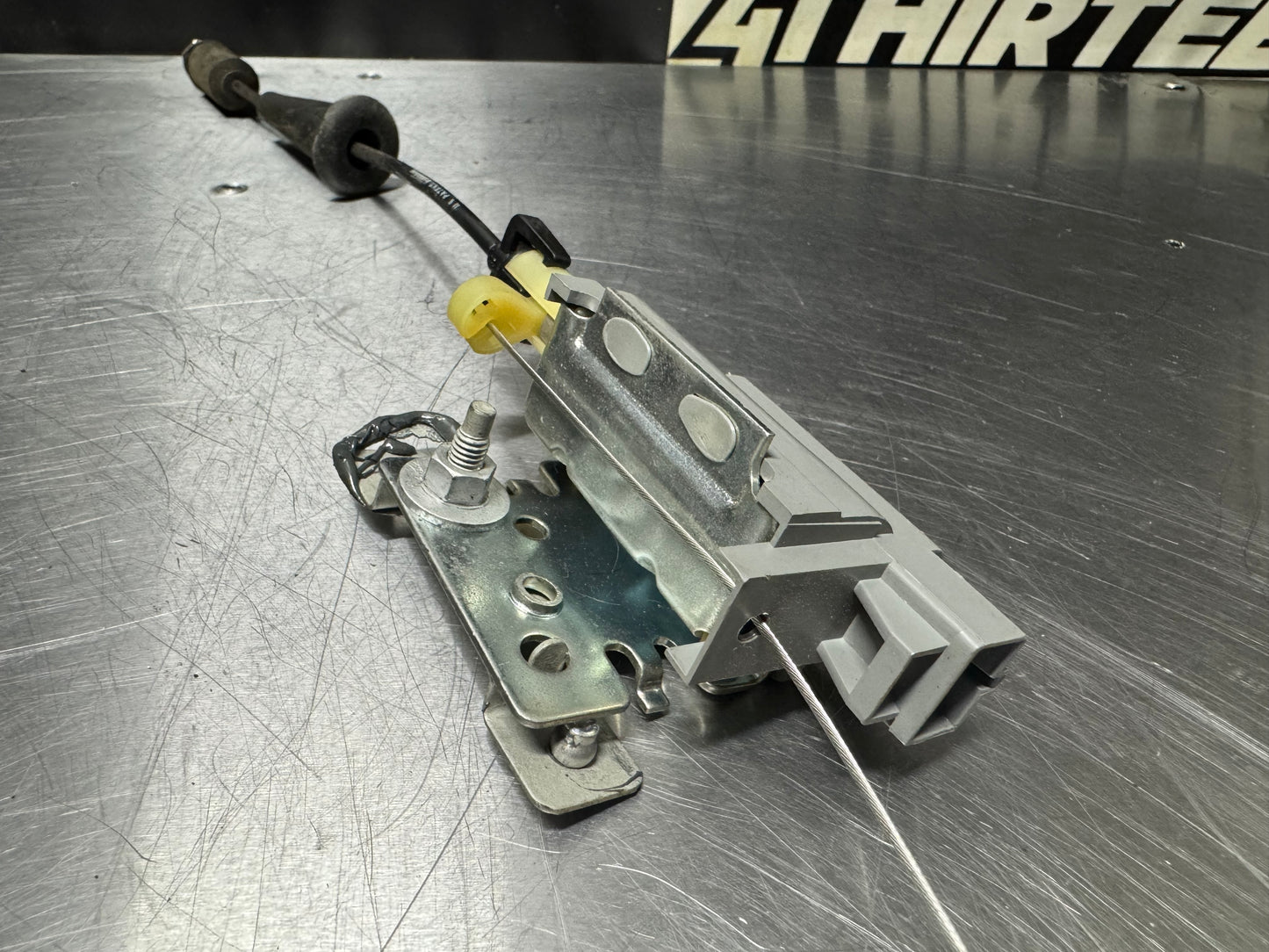 1999 CORVETTE C5 FUEL DOOR RELEASE OEM 10275633 #N179