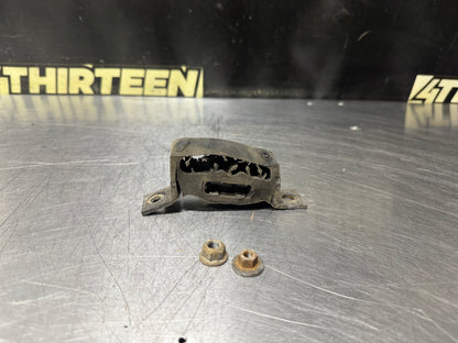 1997-2004 C5 CORVETTE REAR RUBBER EXHAUST HANGER #N885