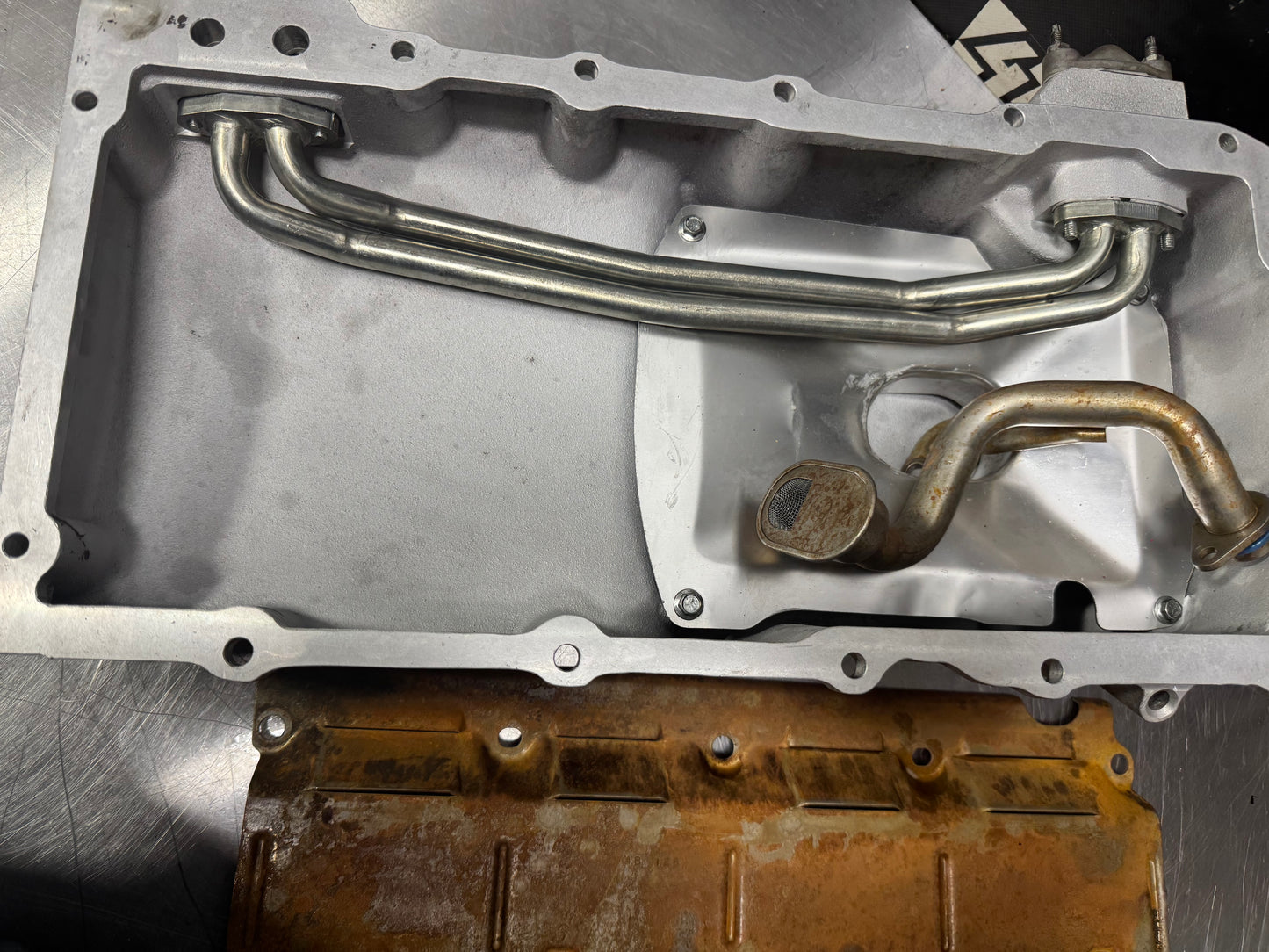 04-06 PONTIAC GTO OIL PAN LS1 LS2 OEM 5.7 6.0 FRONT SUMP OEM AND TRAY #L418