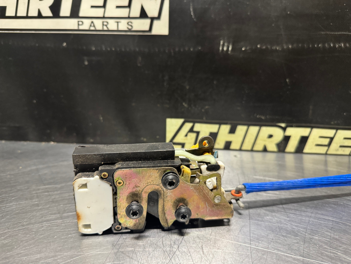 97-04 C5 CORVETTE LH DRIVER DOOR LOCK ACTUATOR ASSEMBLY OEM #N534