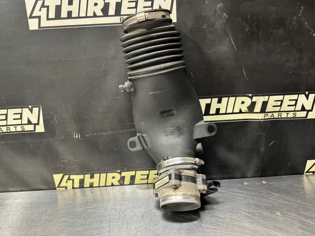 97-04 C5 CORVETTE AIR INTAKE BRIDGE W/ MAF OEM #N914