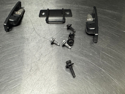 97-04 C5 CORVETTE TARGA TOP STRIKER SET OEM #N190