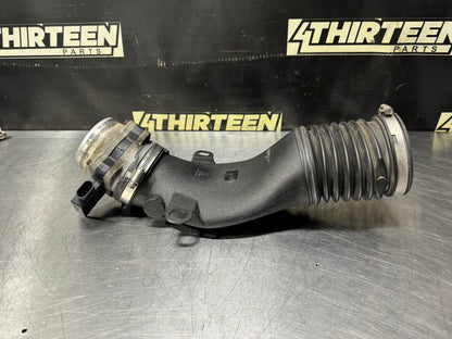 97-04 C5 CORVETTE AIR INTAKE BRIDGE W/ MAF OEM #N914