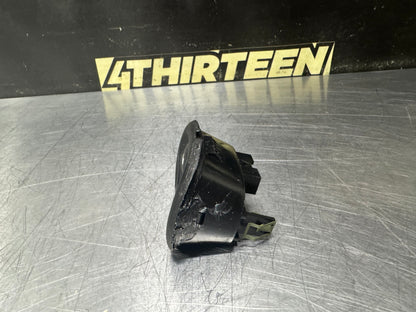 97-04 C5 CORVETTE FOG LIGHT TRUNK RELEASE BUTTON SWITCH 12135155 USED OEM #N934