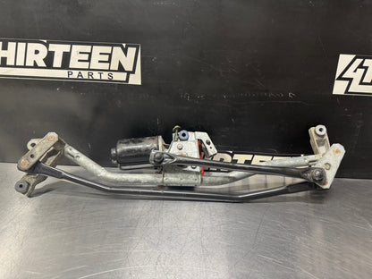 04-06 PONTIAC GTO FRONT WINDSHIELD WIPER MOTOR ASSEMBLY #L450