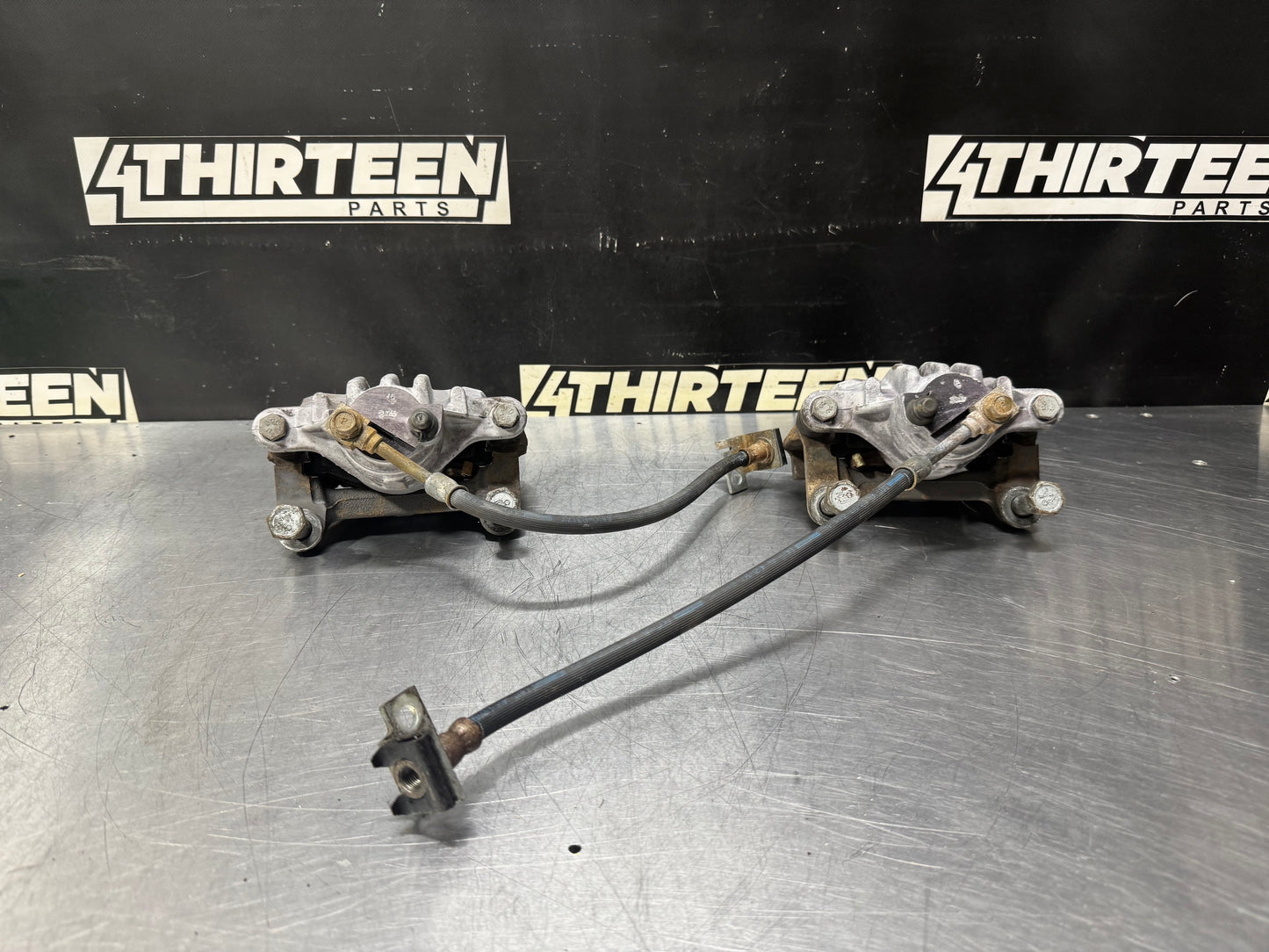 97-04 CHEVROLET CORVETTE C5 OEM REAR BRAKE CALIPER SET #N76