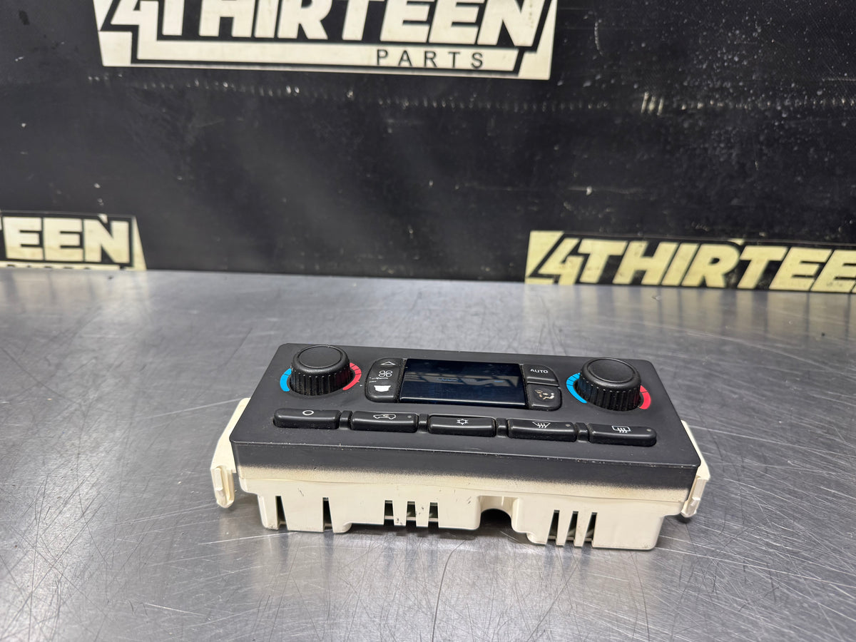 03-06 CHEVROLET SILVERADO CLIMATE CONTROL MODULE 10367041 OEM #N982