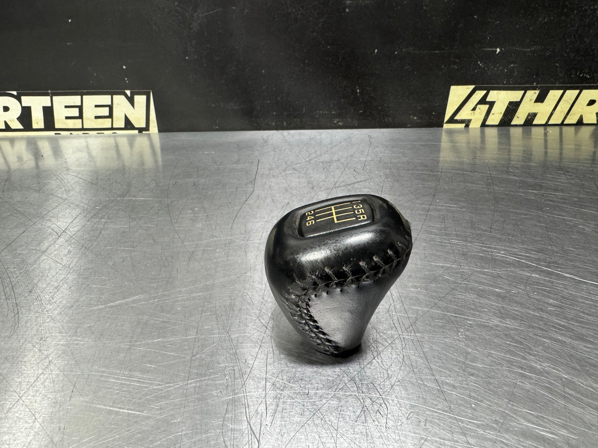 97-04 C5 CORVETTE 6 SPEED MANUAL SHIFT KNOB OEM #N985