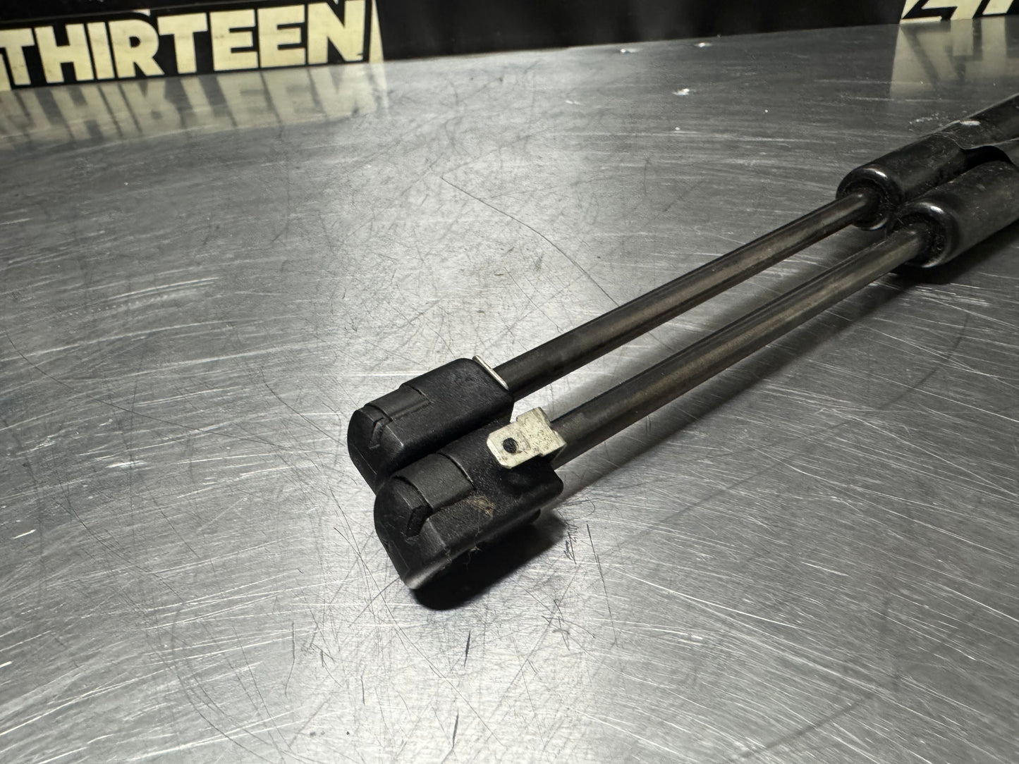 97-04 C5 CORVETTE REAR HATCH LIFT SHOCK SET OF TWO OEM #N186