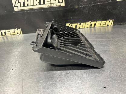 97-04 C5 CORVETTE AIR CLEANER INTAKE COVER LID 25166555 OEM #N977