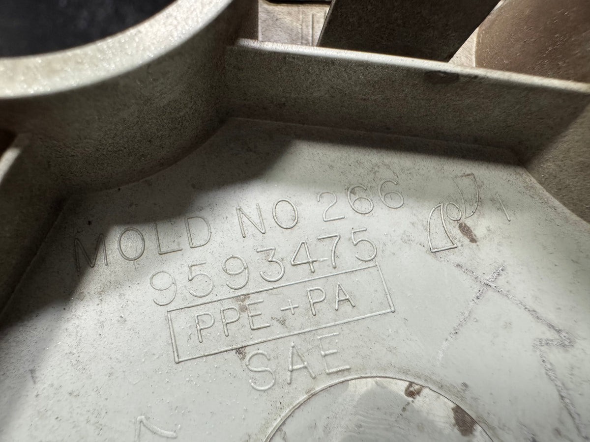 00-04 C5 CORVETTE CENTER CAP 9593475 OEM #X44