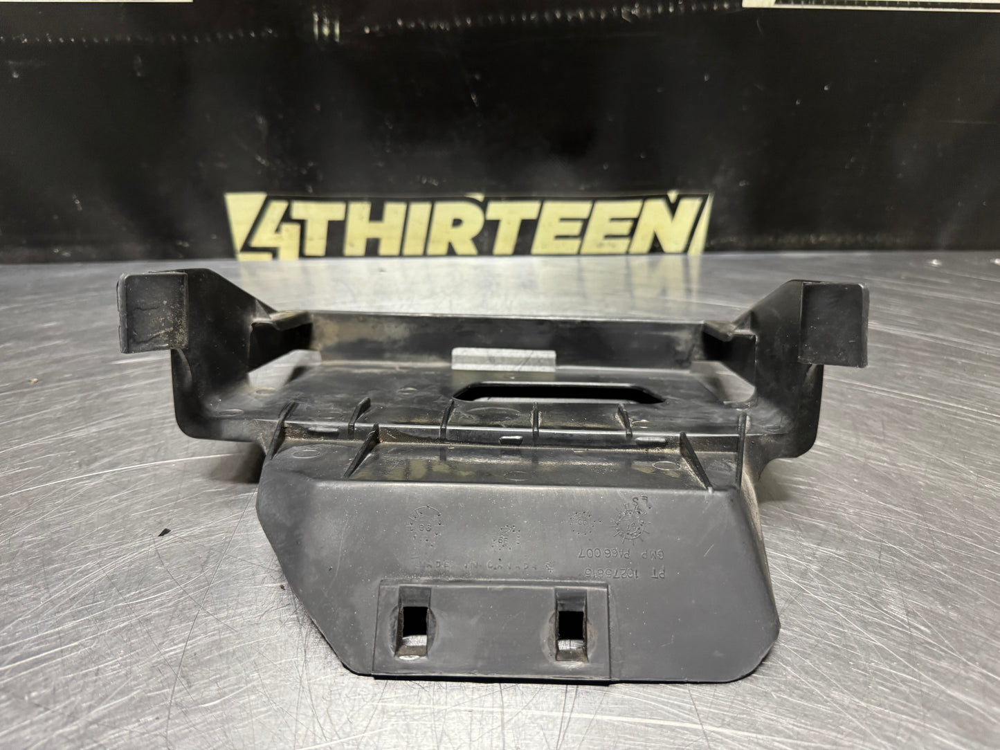 99-02 CHEVY CAMARO PCM/ECM COMPUTER BRACKET 10275815 OEM #N651