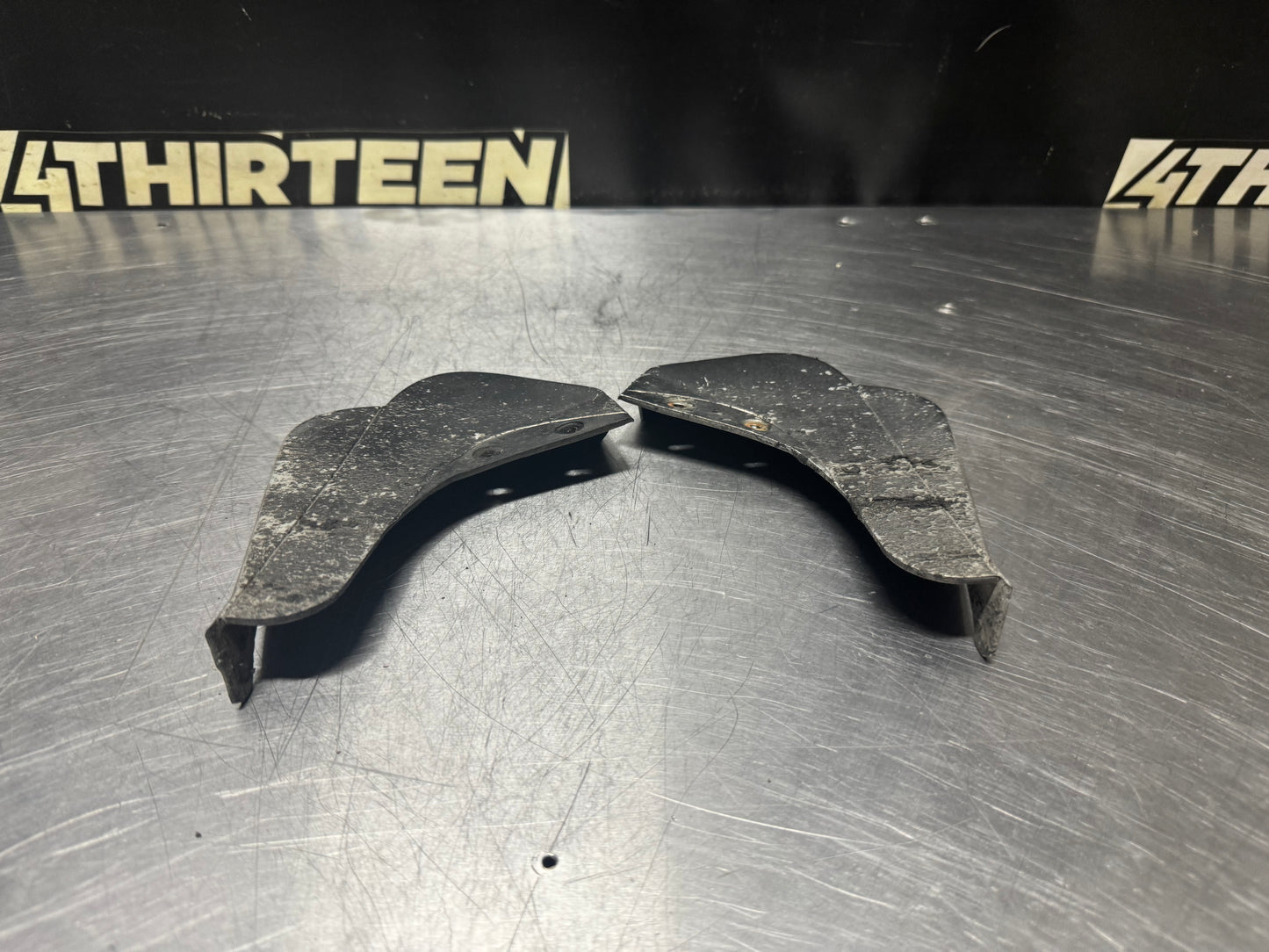2004 PONTIAC GTO SIDE SKIRT ROCKER END CAPS OEM #N356