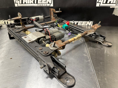 97-04 CORVETTE C5 PASSENGER POWER SEAT TRACK W/ MOTORS #K73
