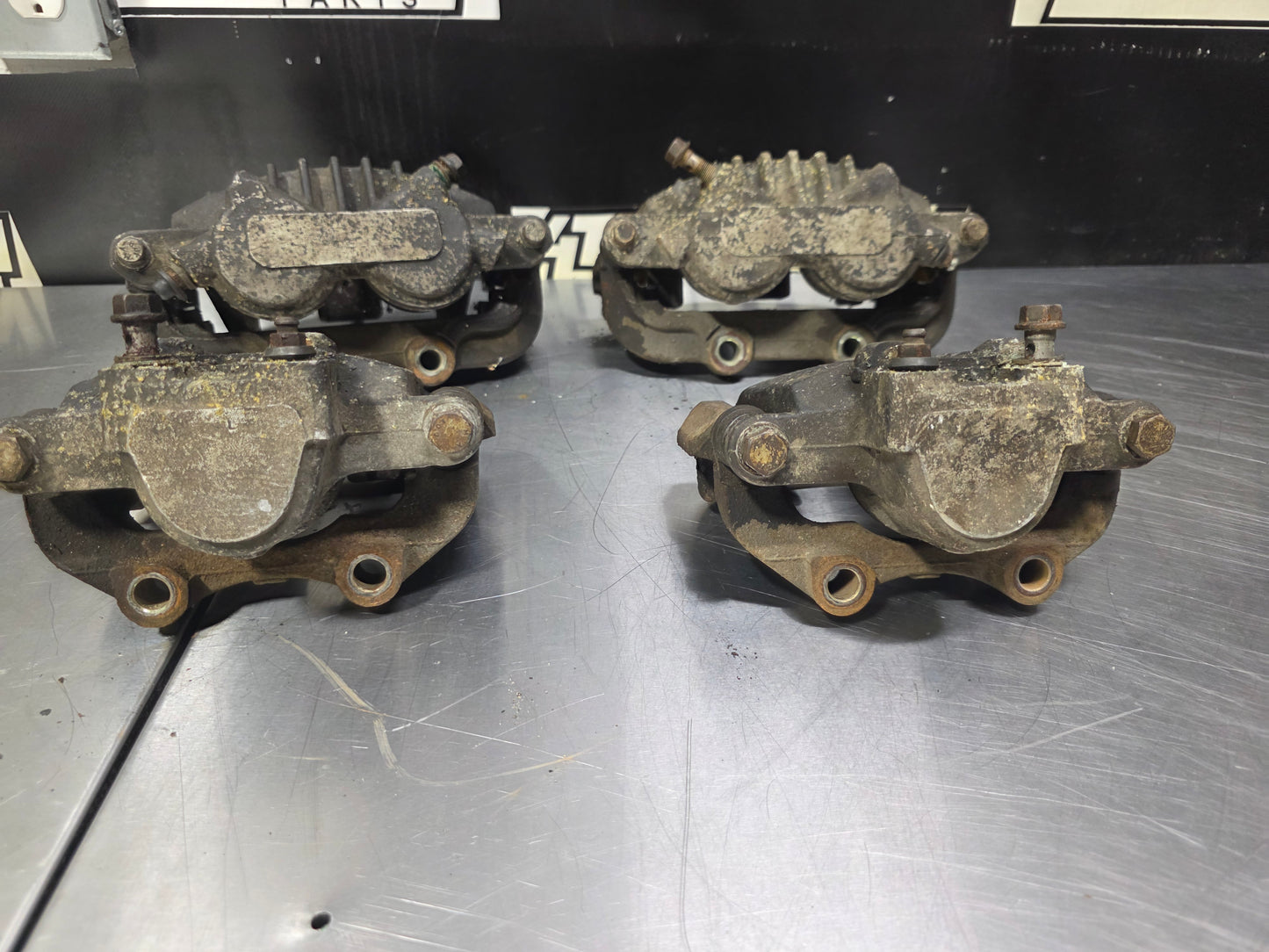2004 PONTIAC GTO CALIPERS FRONT AND REAR SET OEM #N855