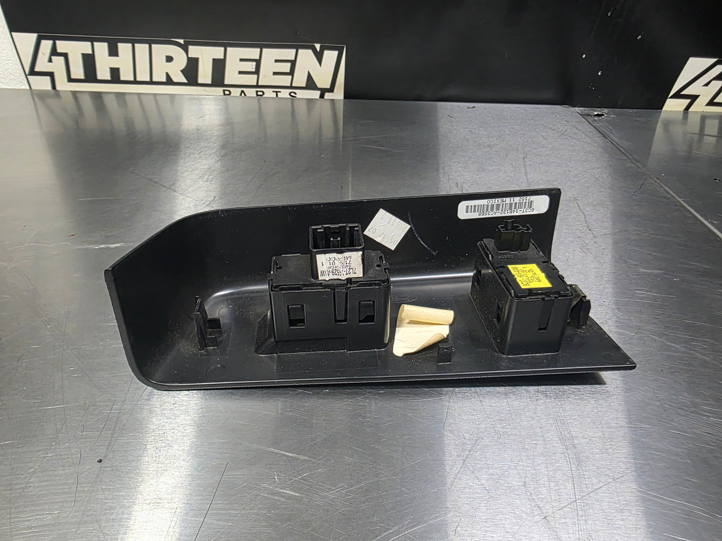 08-16 FORD F250/350 RH PASSENGER FRONT WINDOW SWITCH OEM #N790