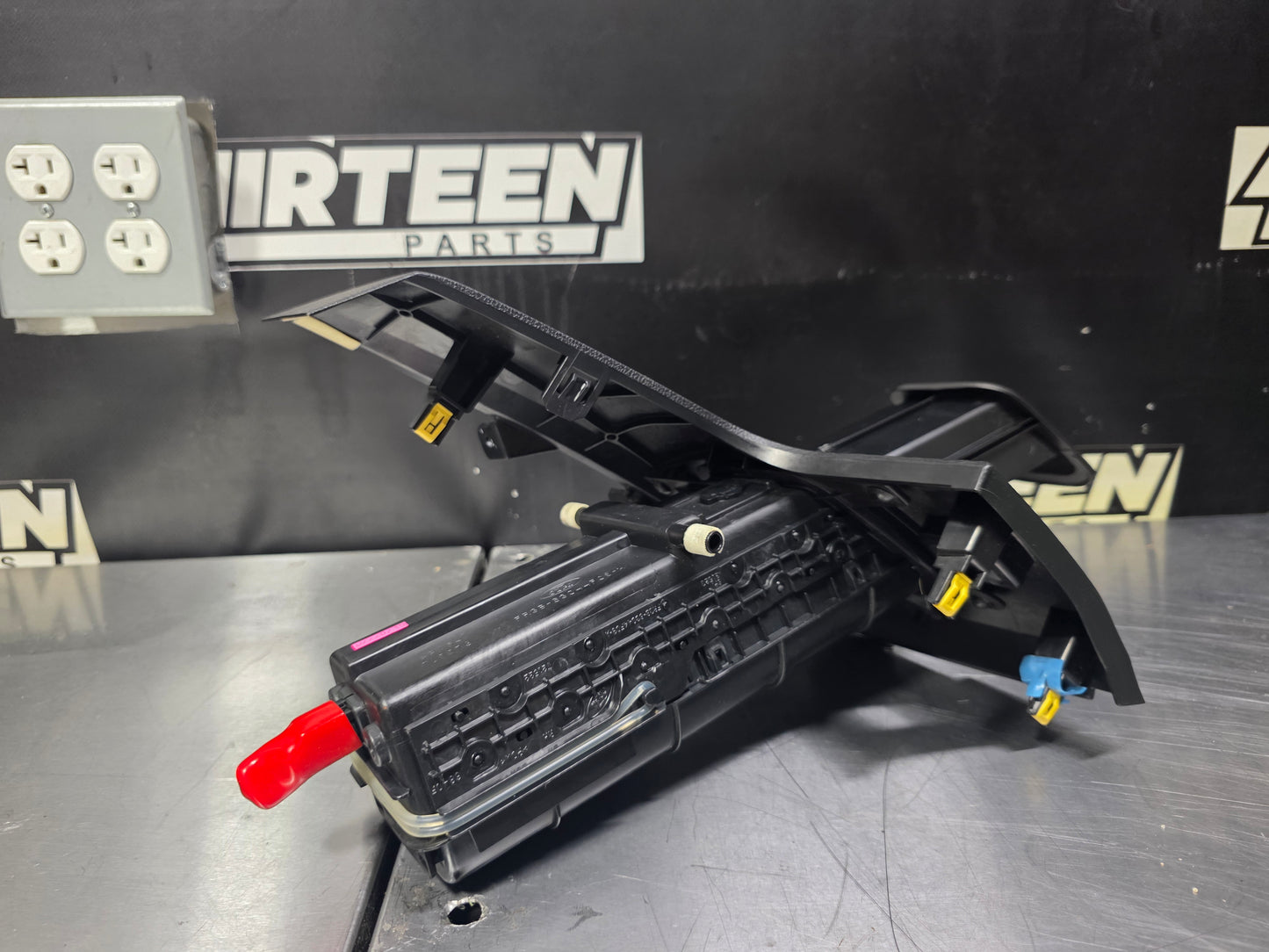 15-23 FORD MUSTANG FRONT LEFT DASH STORAGE FR3B-63044F09-A OEM #N783