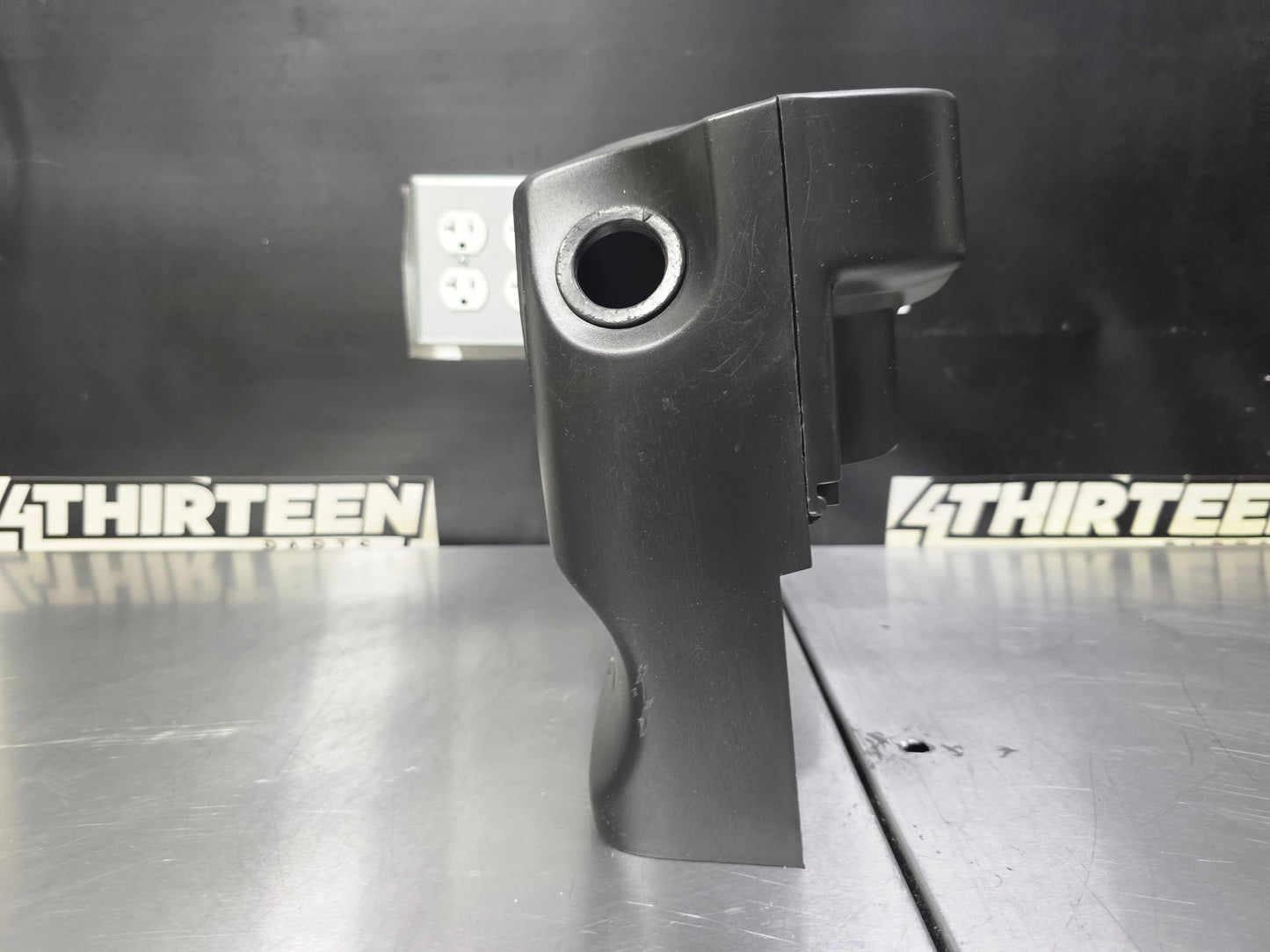 10-14 FORD MUSTANG STEERING COLUMN COVER OEM #N797