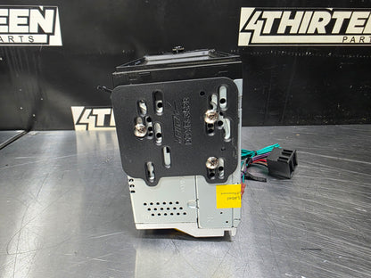 04-06 PONTIAC GTO AFTERMARKET BOSS TOUCH SCREEN RADIO W/ TRIM #N833