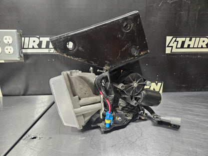 97-04 CORVETTE C5 LH DRIVER HEADLIGHT BRACKET MOTOR INCOMPLETE #N878