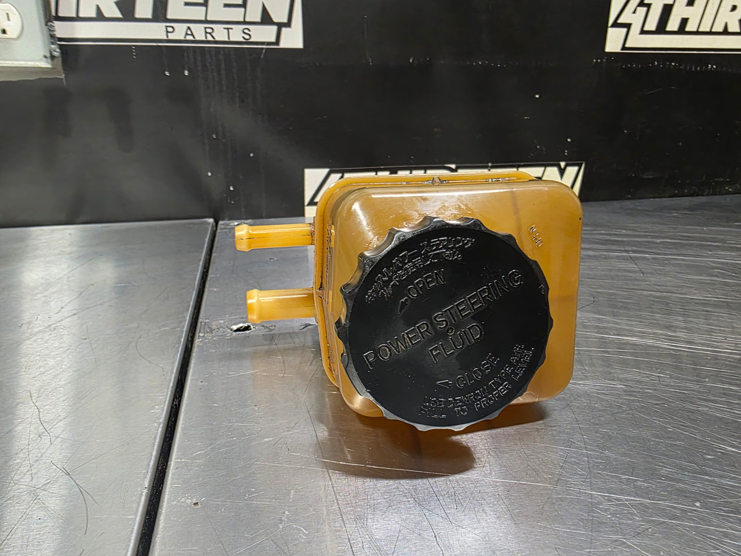 04-06 PONTIAC GTO POWER STEERING RESERVOIR OEM #N853