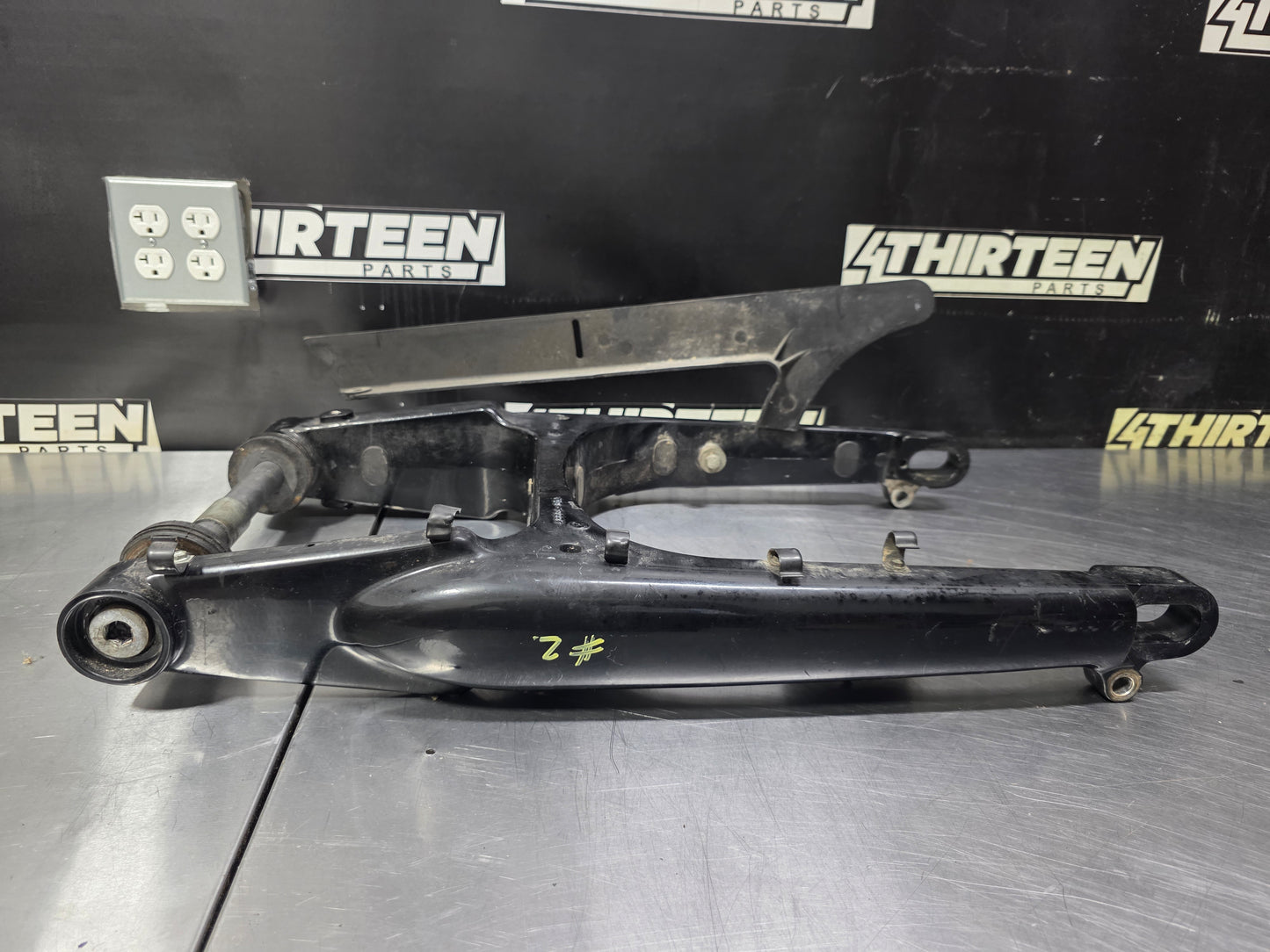 07-17 HARLEY DAVIDSON VRSCDX VROD BLCK SWING ARM OEM #N727