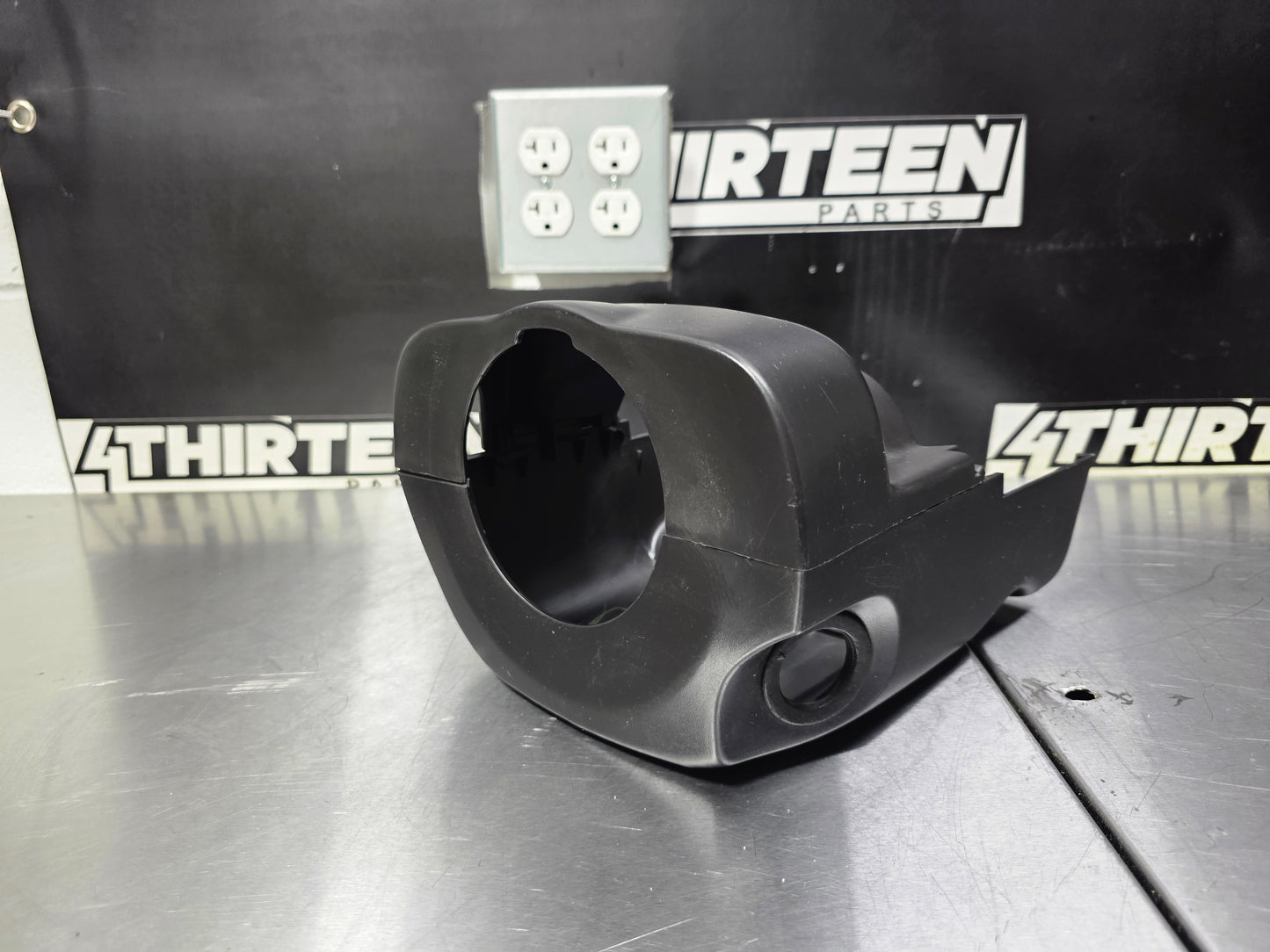 10-14 FORD MUSTANG STEERING COLUMN COVER OEM #N797