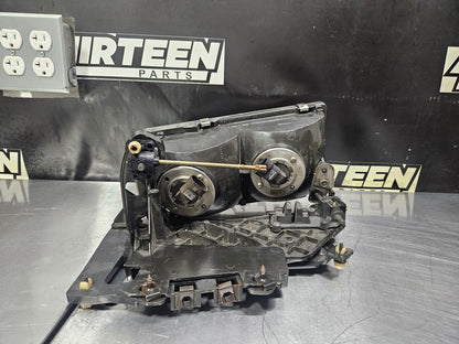 97-04 CORVETTE C5 RH PASSENGER HEADLIGHT BRACKET INCOMPLETE #N877