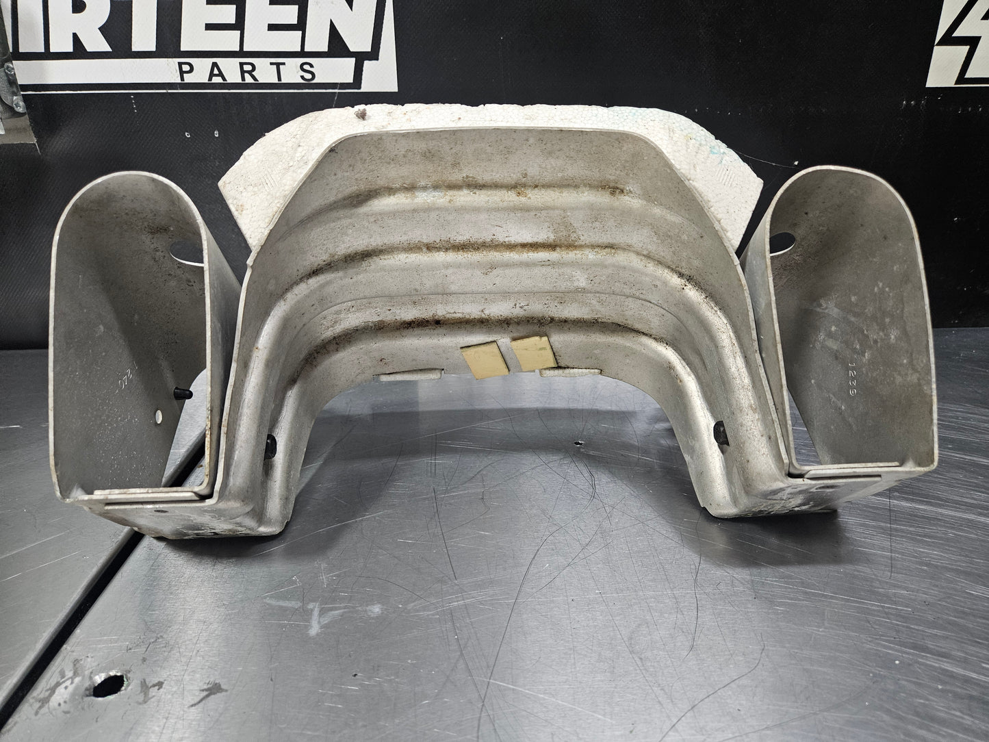 97-04 C5 CORVETTE INNER KNEE BOLSTER BRACE OEM #N876