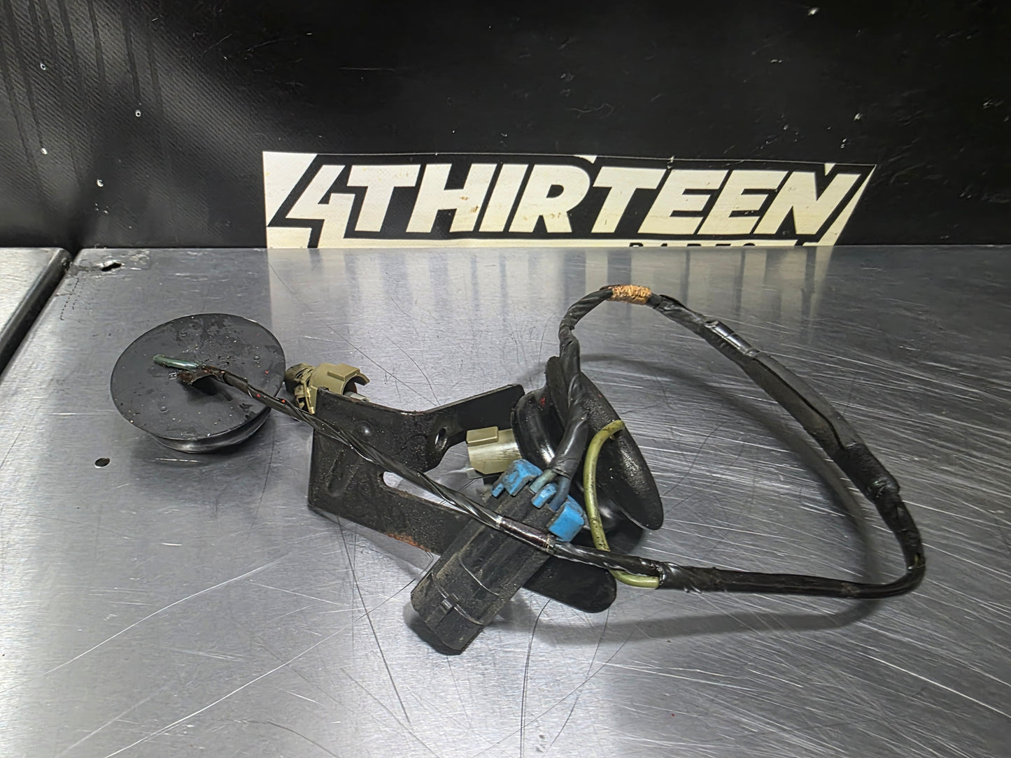 LS1 KNOCK SENSORS WITH HARNESS OEM #N817