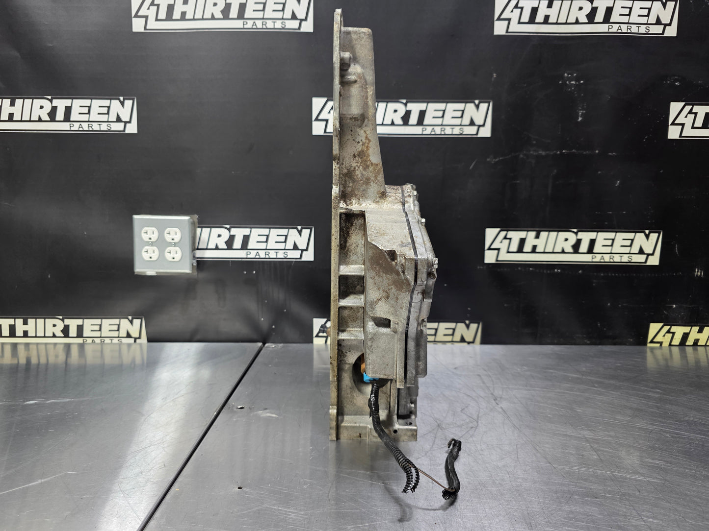97-04 C5 CORVETTE 2 PIECE BATWING OIL PAN 12562019 OEM #N824