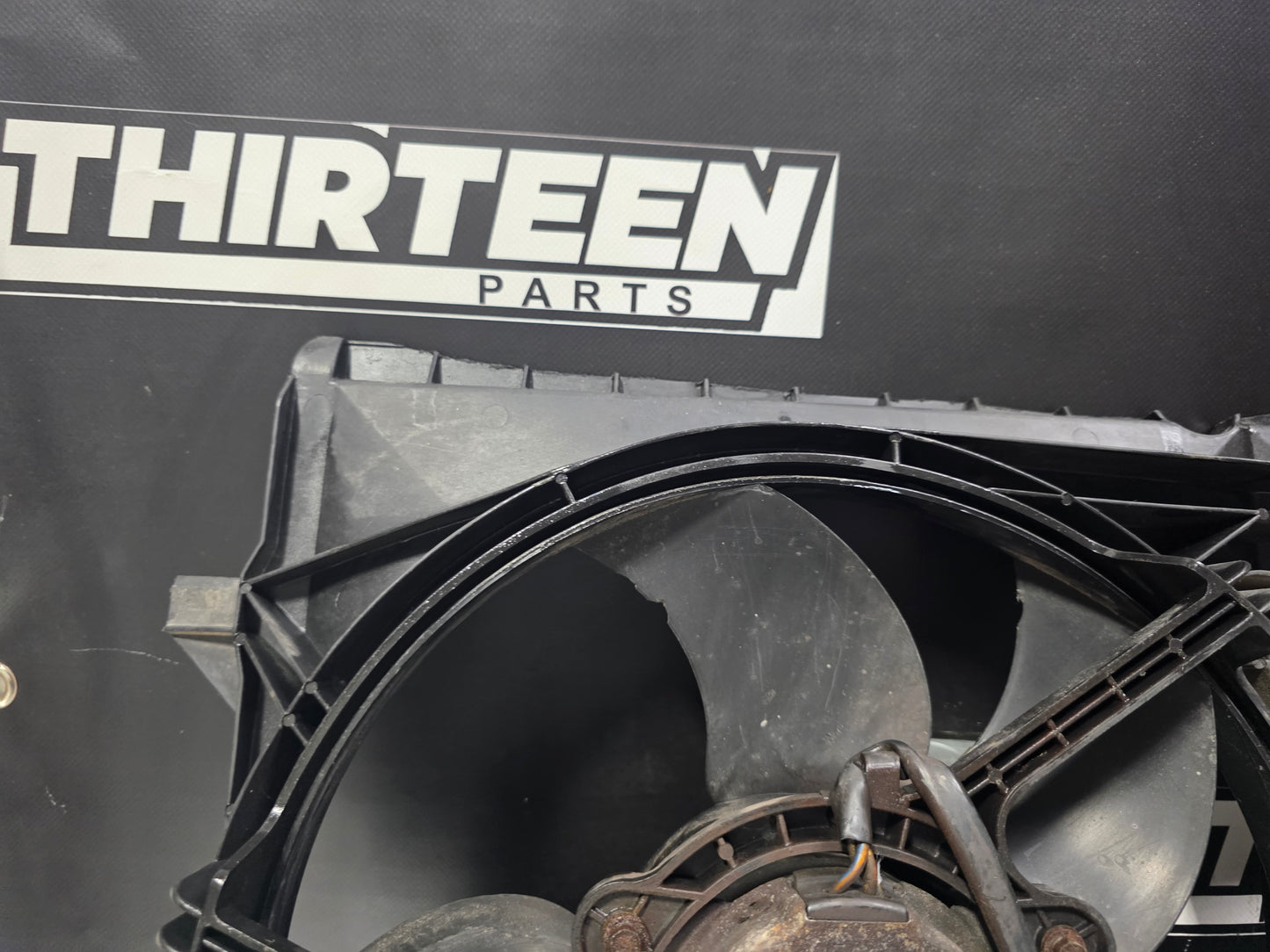 05-06 PONTIAC GTO DUAL ELECTRIC RADITOR COOLING FANS #N781