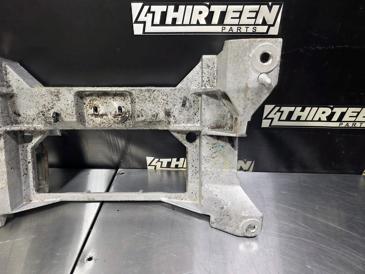 1997 - 1998 C5 CORVETTE REAR SUBFRAME CRADLE 10266823 OEM #N727