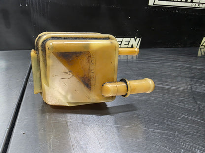 04-06 PONTIAC GTO POWER STEERING RESERVOIR OEM #N853
