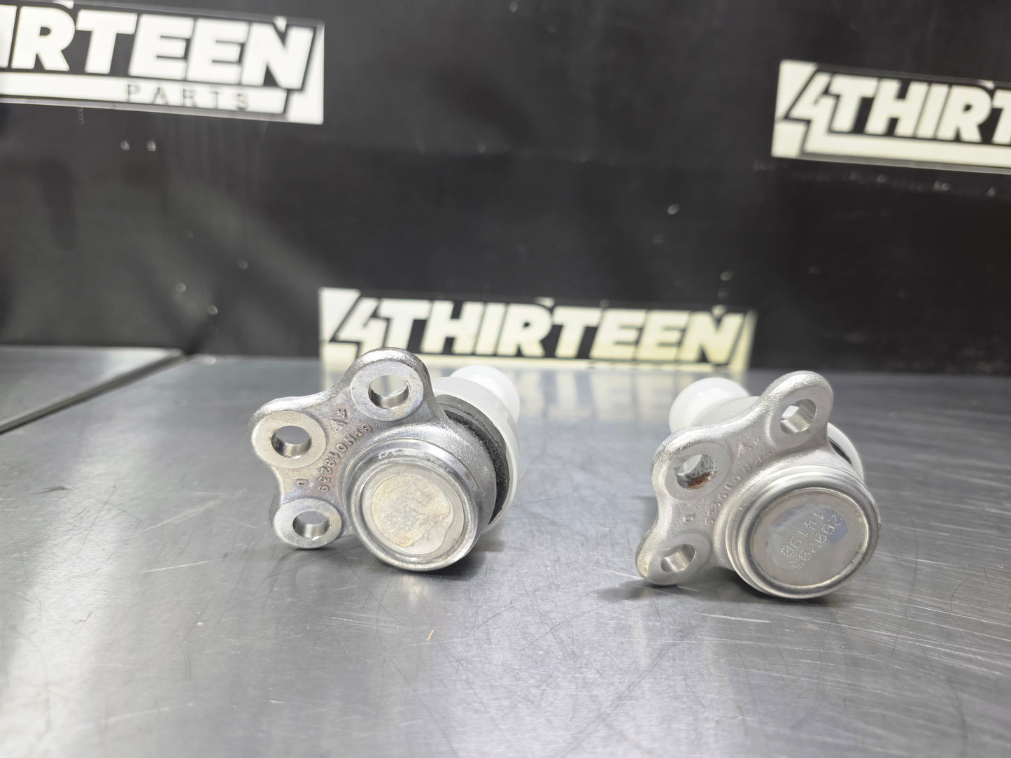 00-04 DODGE DAKOTA FRONT UPPER BALL JOINTS CEXMD471 MOPAR OEM #N859