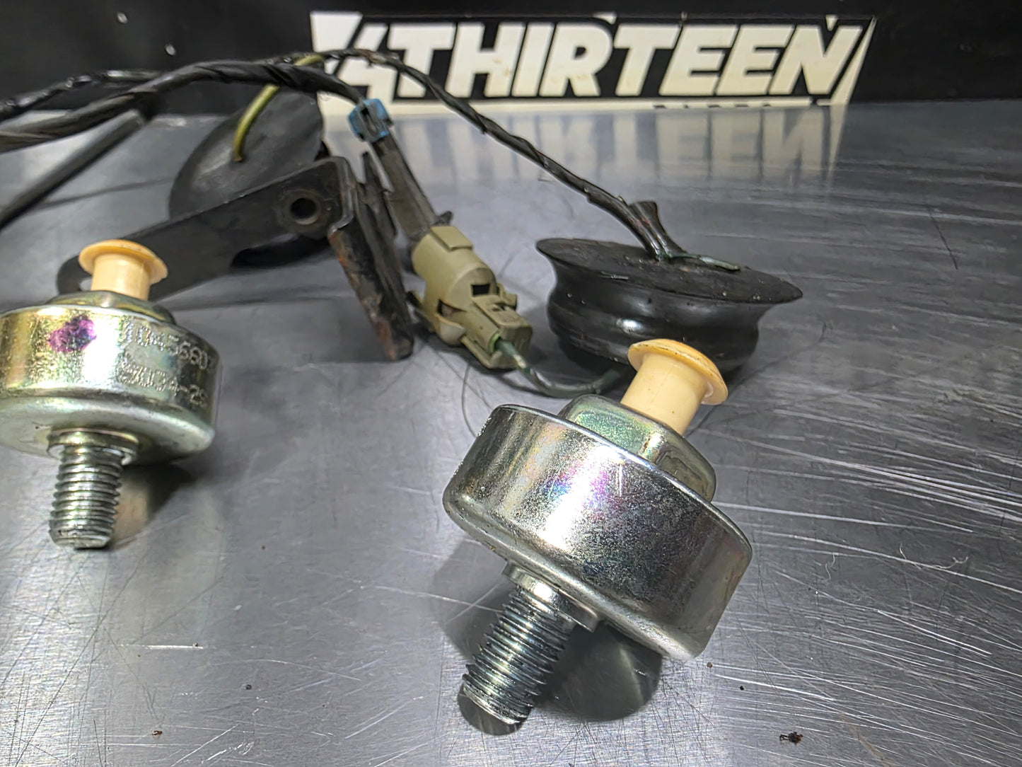 LS1 KNOCK SENSORS WITH HARNESS OEM #N817