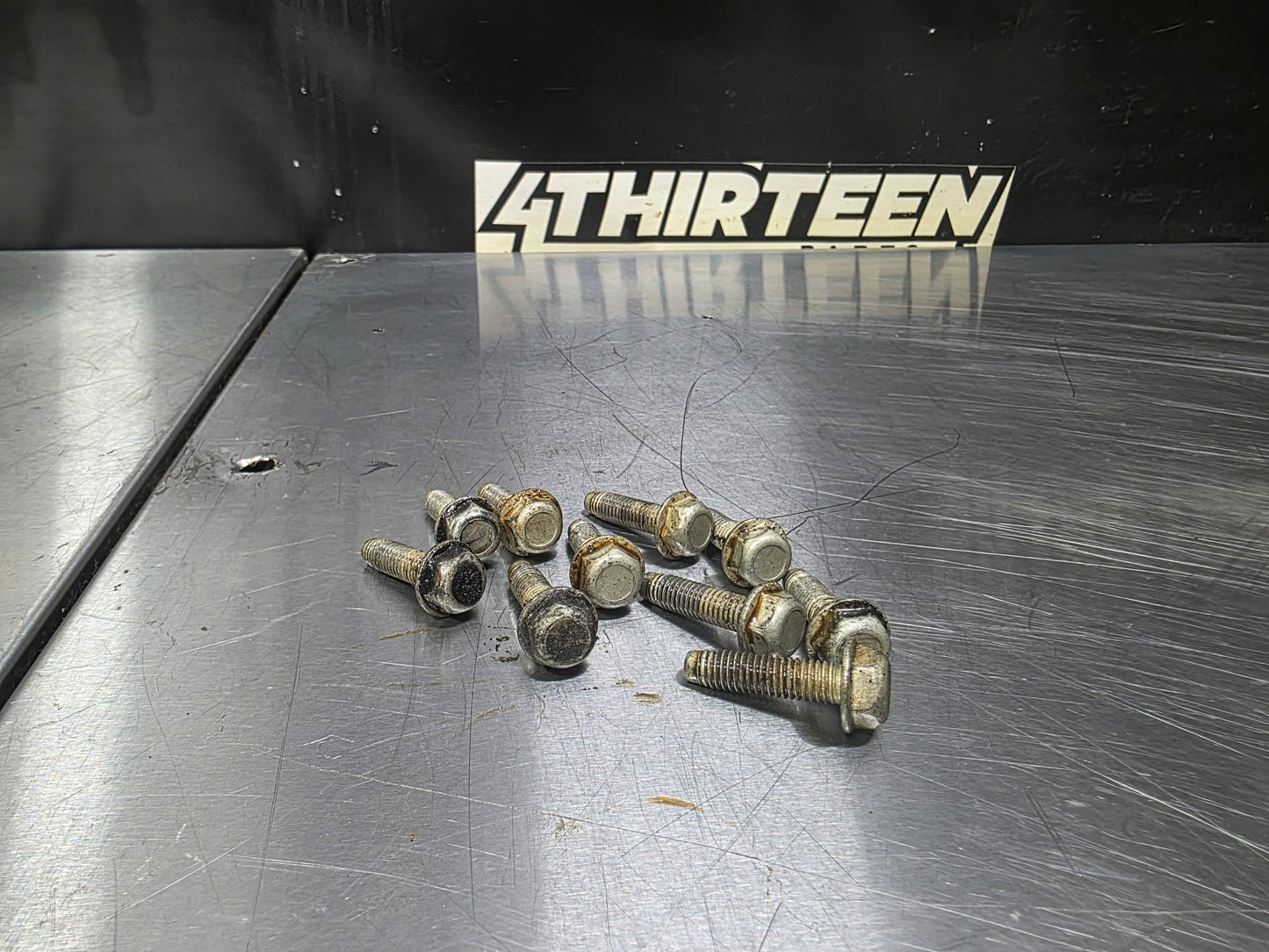 LS1 VALLEY COVER BOLTS OEM #N813