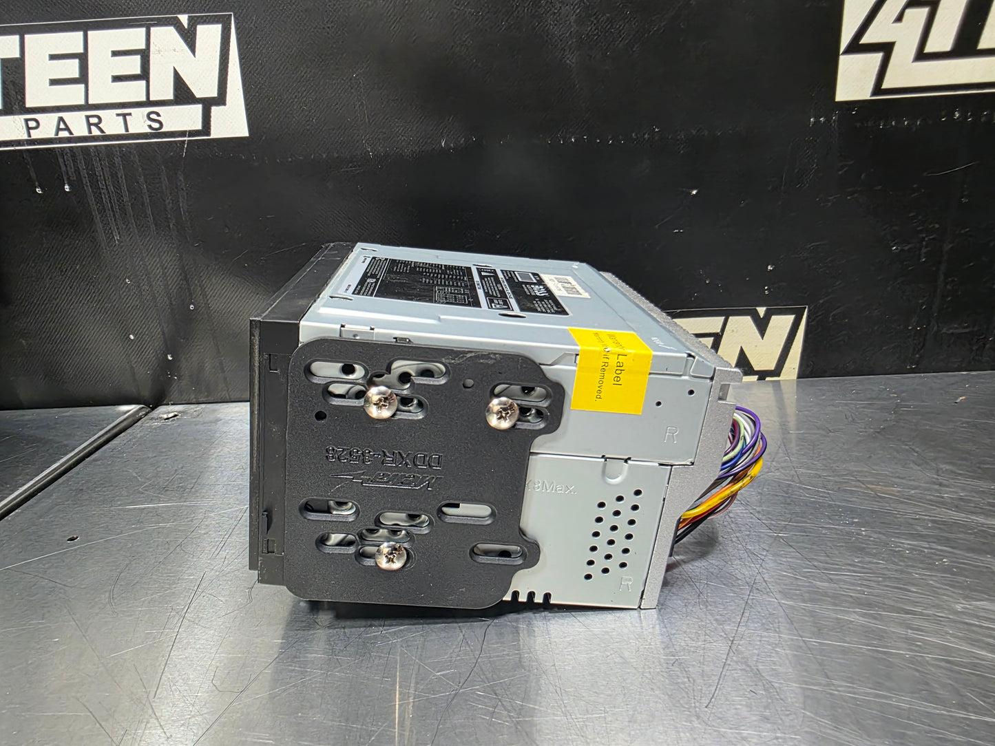 04-06 PONTIAC GTO AFTERMARKET BOSS TOUCH SCREEN RADIO W/ TRIM #N833