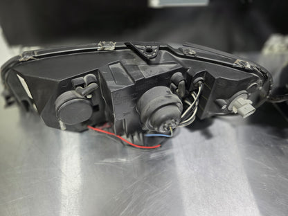 04-06 PONTIAC GTO SPYDER HALO HEADLIGHTS #N794