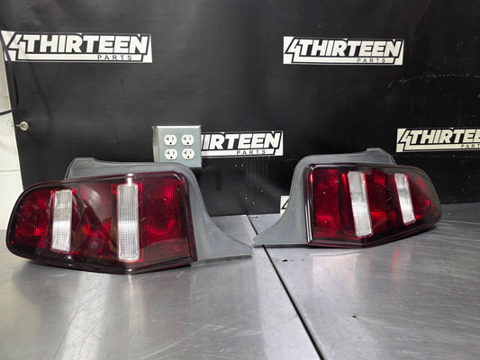 10-12 FORD MUSTANG GT LH&RH TAILLIGHTS OEM #N744