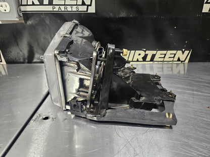 97-04 CORVETTE C5 RH PASSENGER HEADLIGHT BRACKET INCOMPLETE #N877