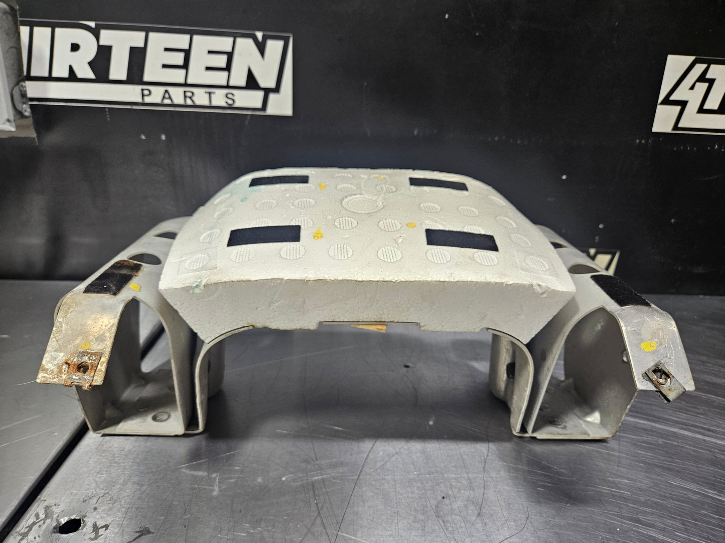 97-04 C5 CORVETTE INNER KNEE BOLSTER BRACE OEM #N876
