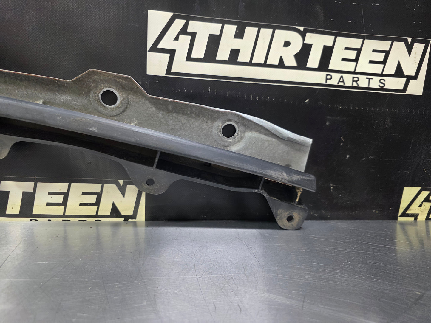 1997-2004 C5 CORVETTE USED OEM FRONT BUMPER FASCIA RETAINER 10256973 #N729