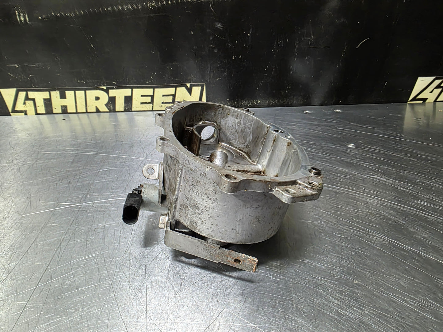 06 VW GOLF CAMAHAFT ADJUSTER HOUSING 06 103 530 OEM #N908