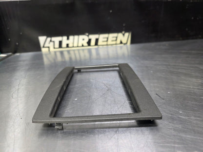 04-06 PONTIAC GTO AFTERMARKET BOSS TOUCH SCREEN RADIO W/ TRIM #N833