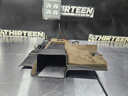 97-04 C5 CORVETTE FRONT RIGHT UNDER DASH HUSH PANEL OEM 10247542 #N867